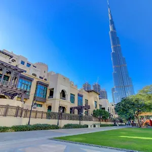 Durrani Homes - Unique Garden At Souk Al Bahar Besides Mall & Burjkhalifa With Private Jaccuzi شقة
